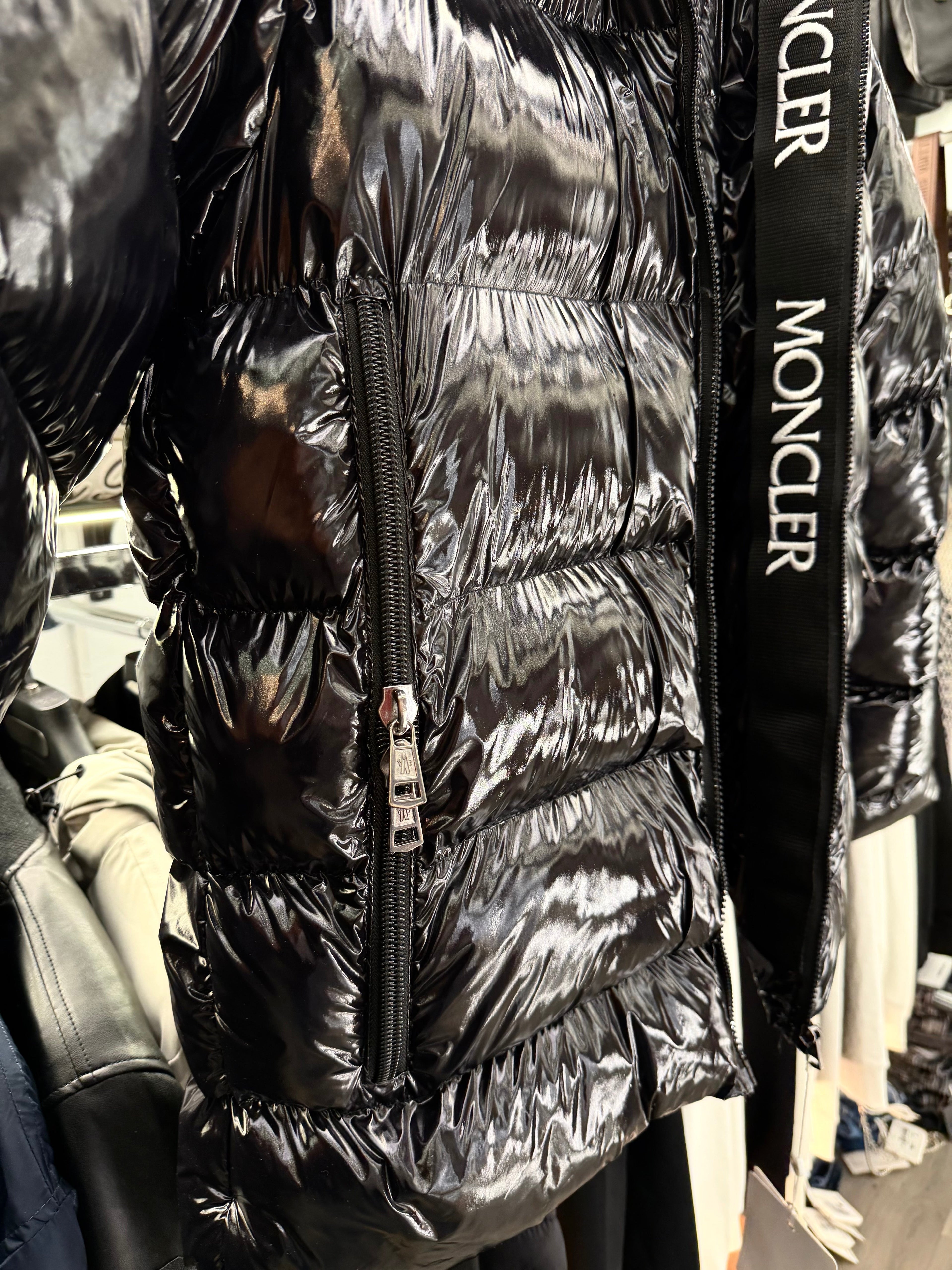 MONCLER - ΜΠΟΥΦΑΝ
