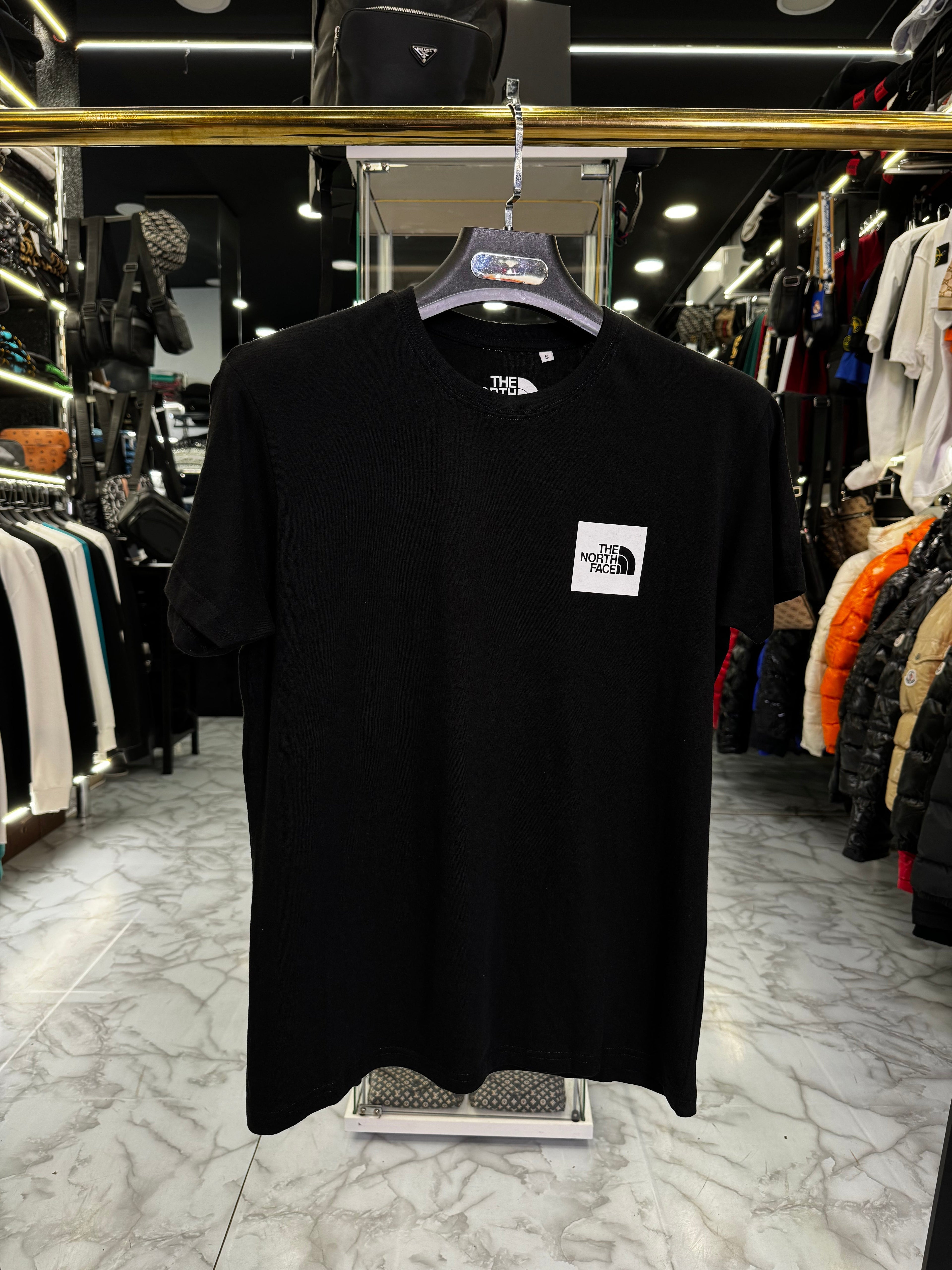 T-SHIRT CODE 2034