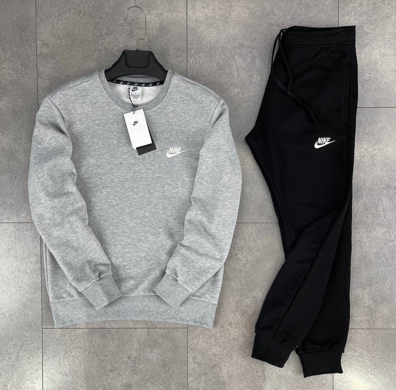 NIKE SPORTSWEAR ΣΕΤ ΦΟΡΜΕΣ