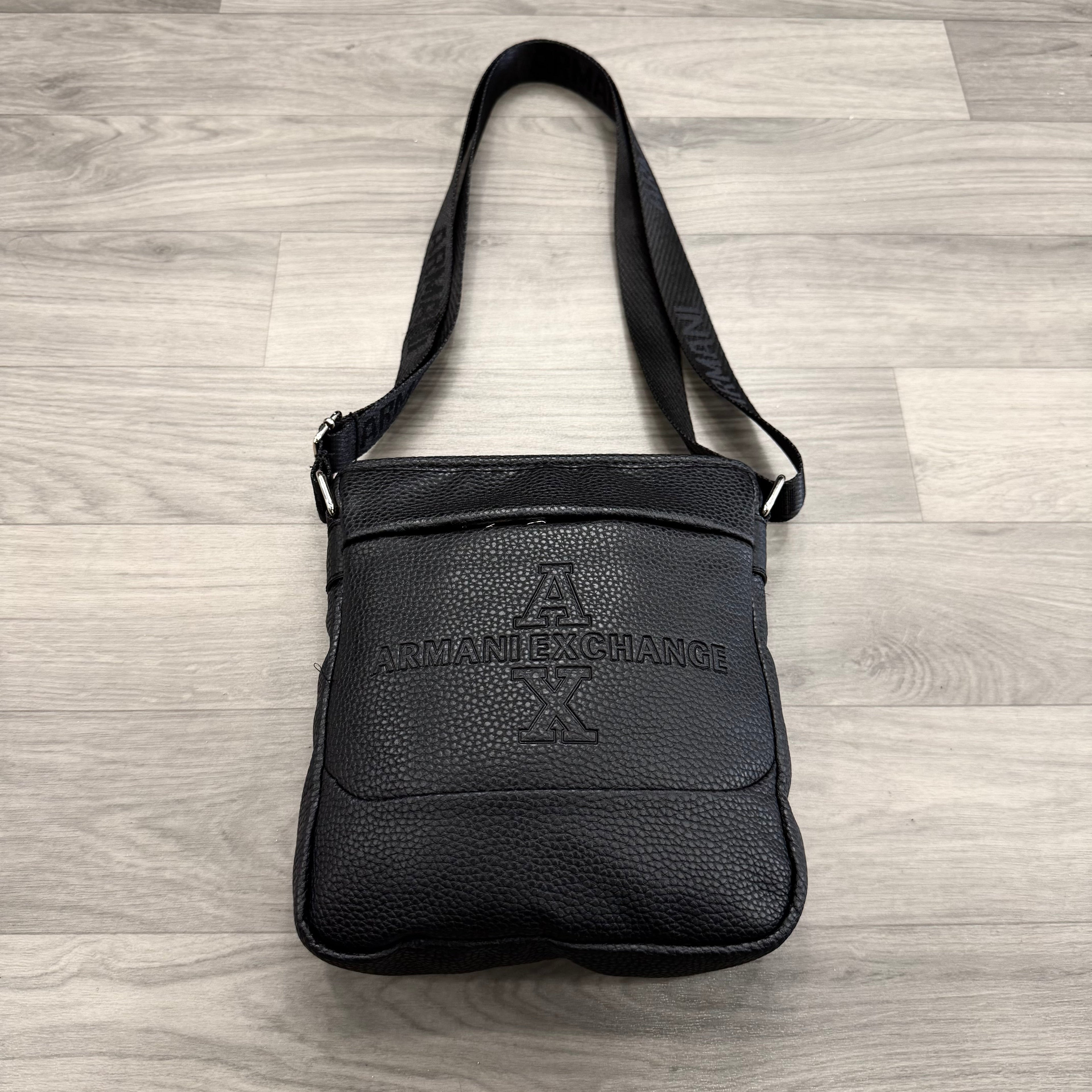 ΤΣΑΝΤΑΚΙ - EMPORIO ARMANI EA7