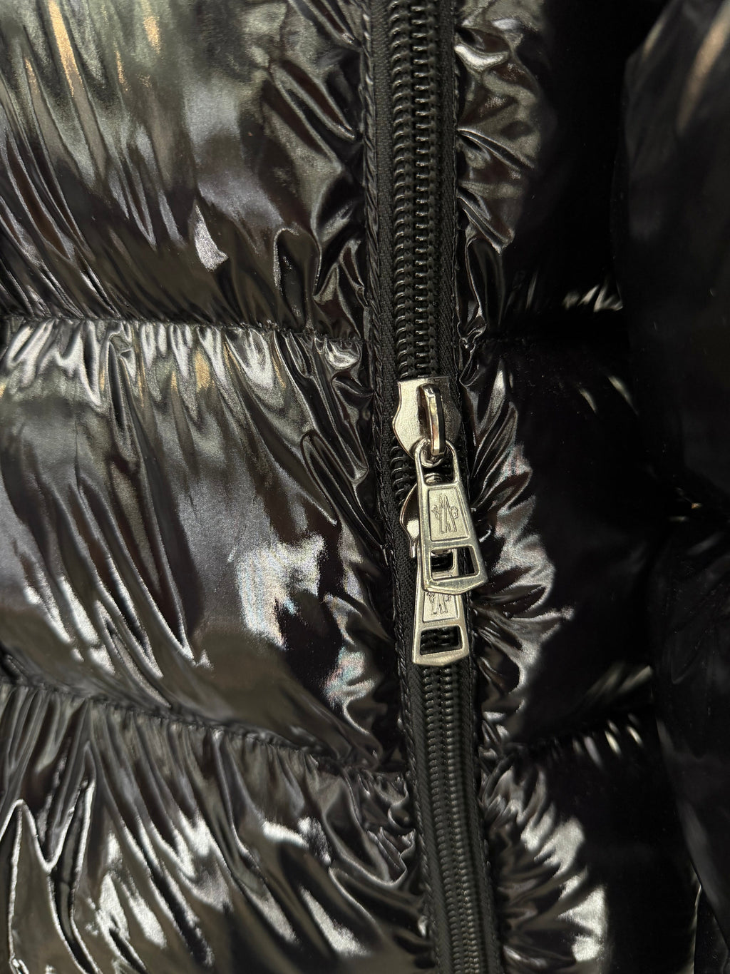 MONCLER - ΜΠΟΥΦΑΝ