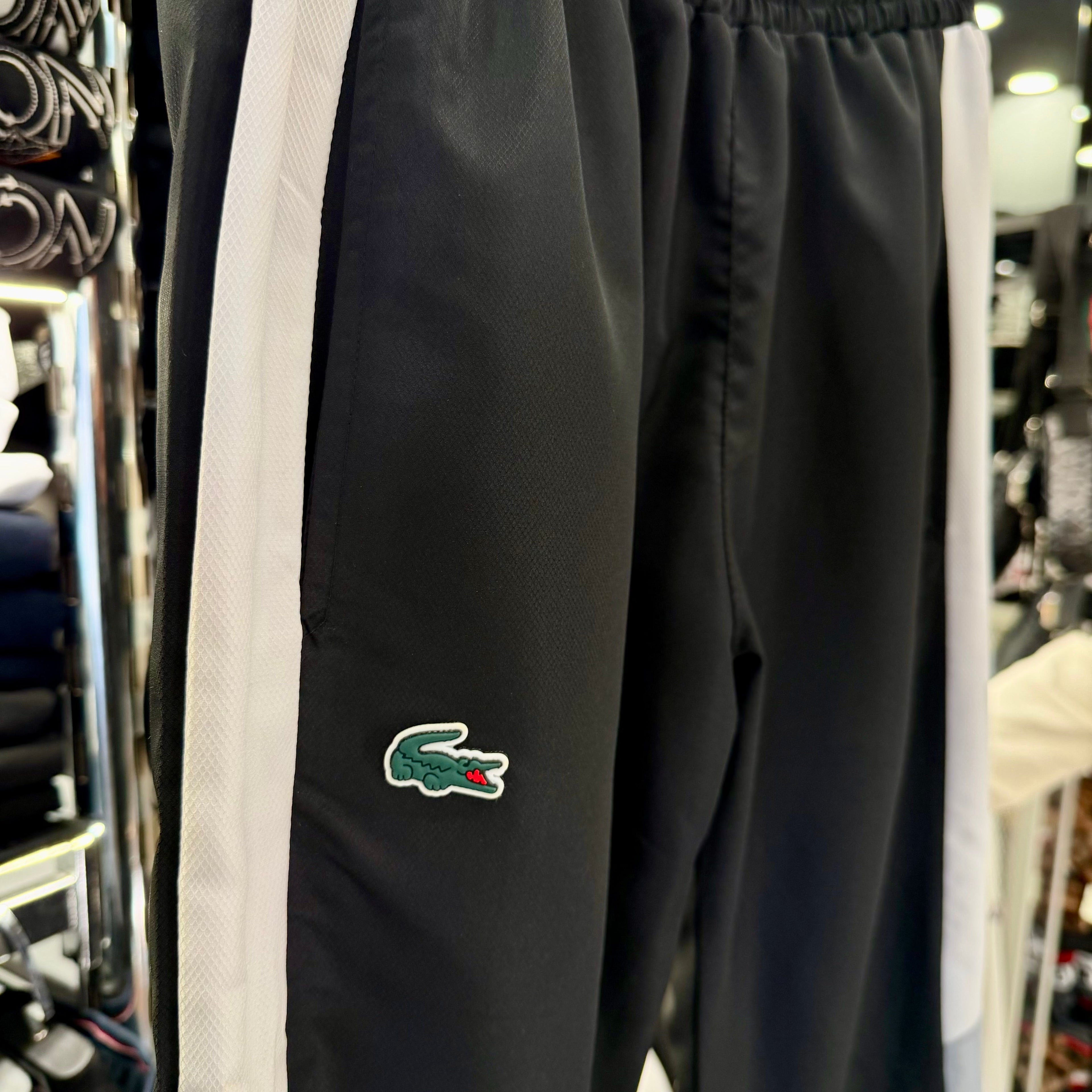 LACOSTE - ΑΝΤΙΑΝΕΜΙΚΟ ΠΑΝΤΕΛΟΝΙ ΦΟΡΜΑΣ 2026