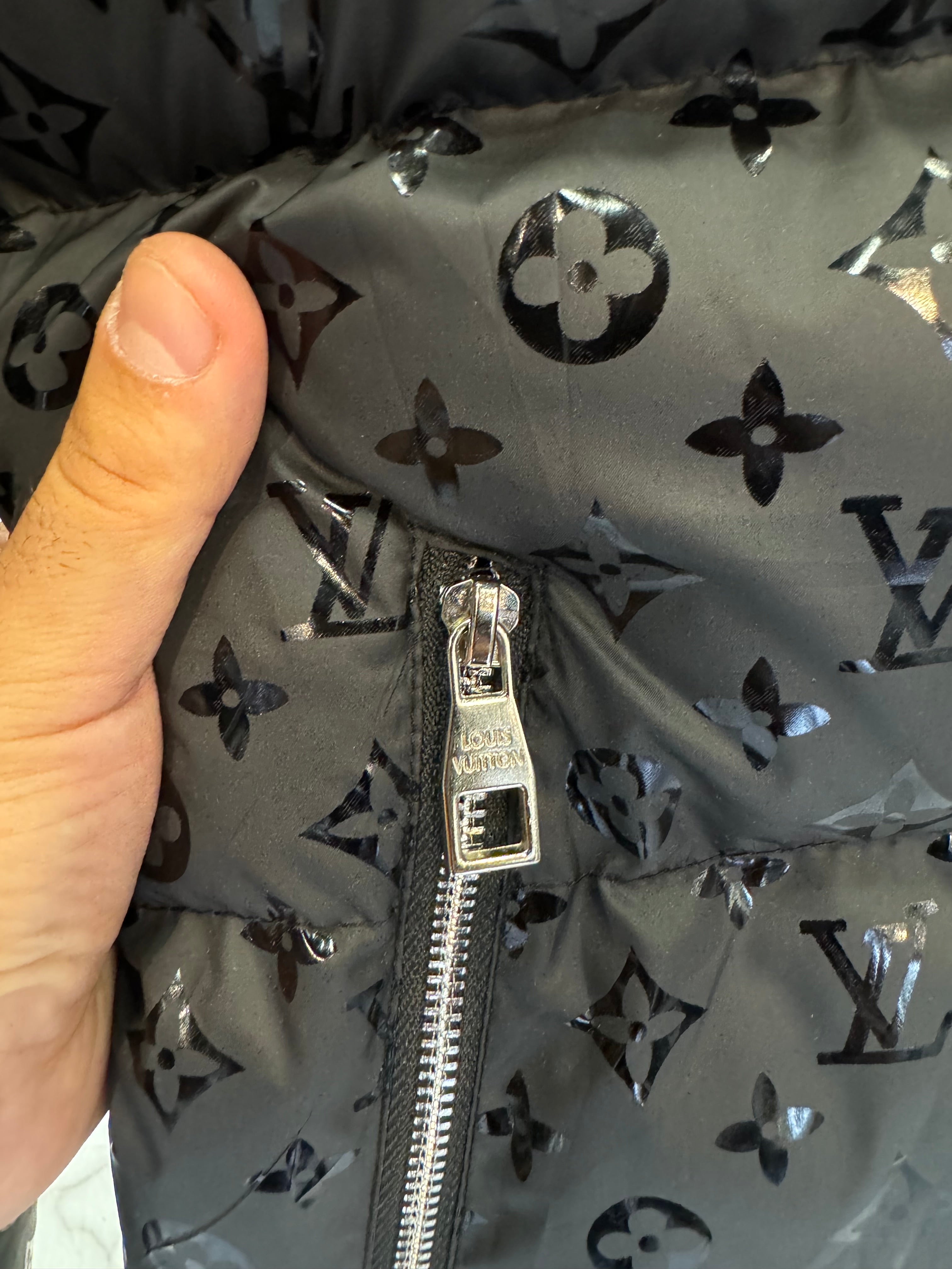 LOUIS VUITTON - ΜΠΟΥΦΑΝ