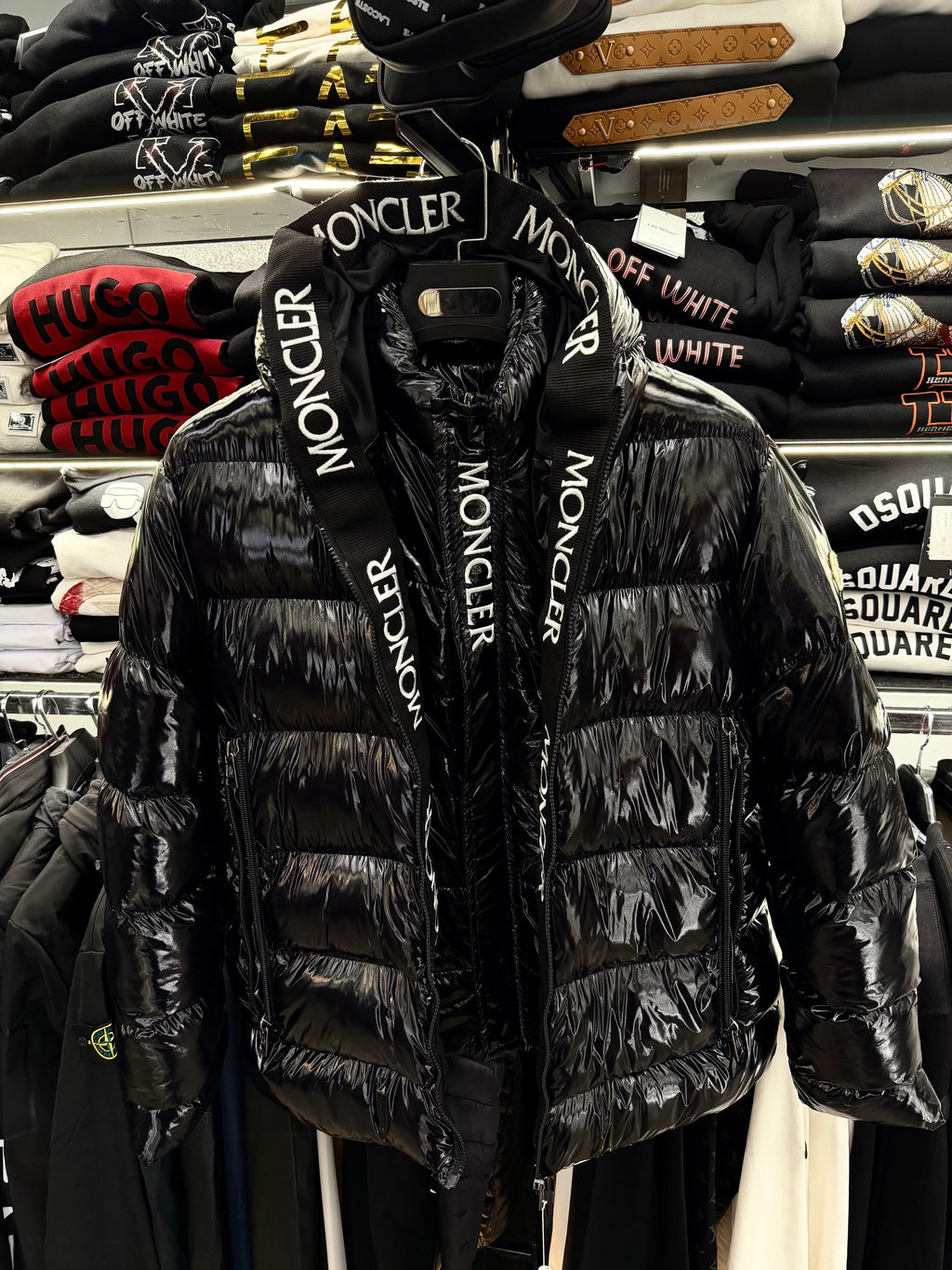 MONCLER - ΜΠΟΥΦΑΝ