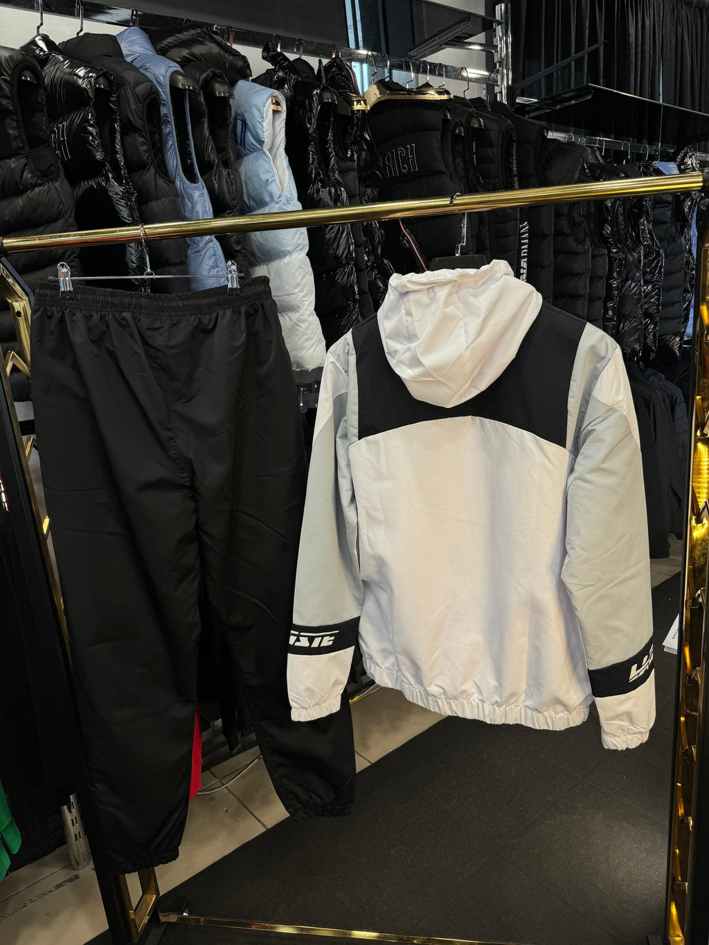 LACOSTE ΖΑΚΕΤΑ - ΑΝΤΙΑΝΕΜΙΚΟ