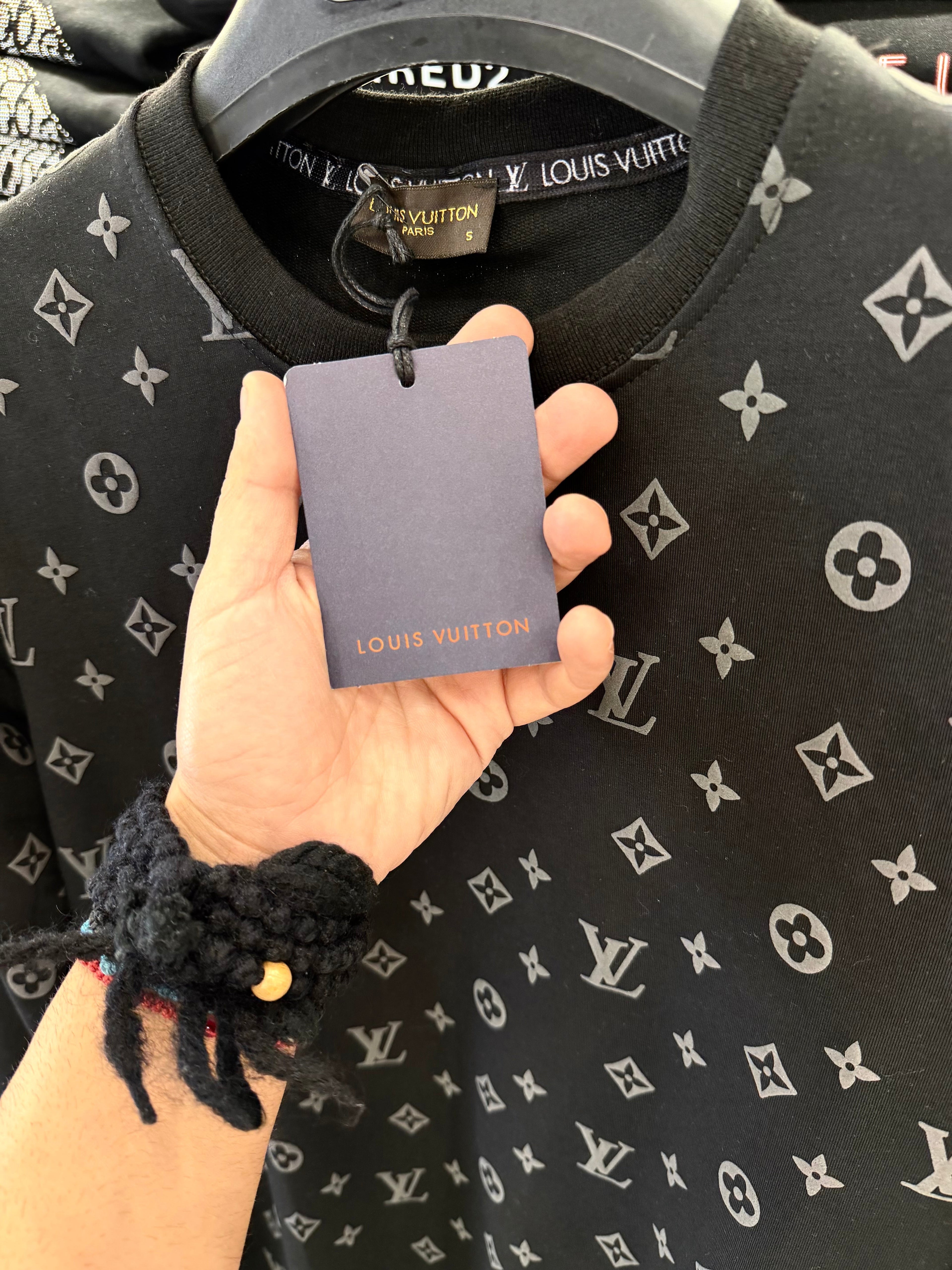 LOUIS VUITTON - ΦΟΥΤΕΡ HIGH QUALITY