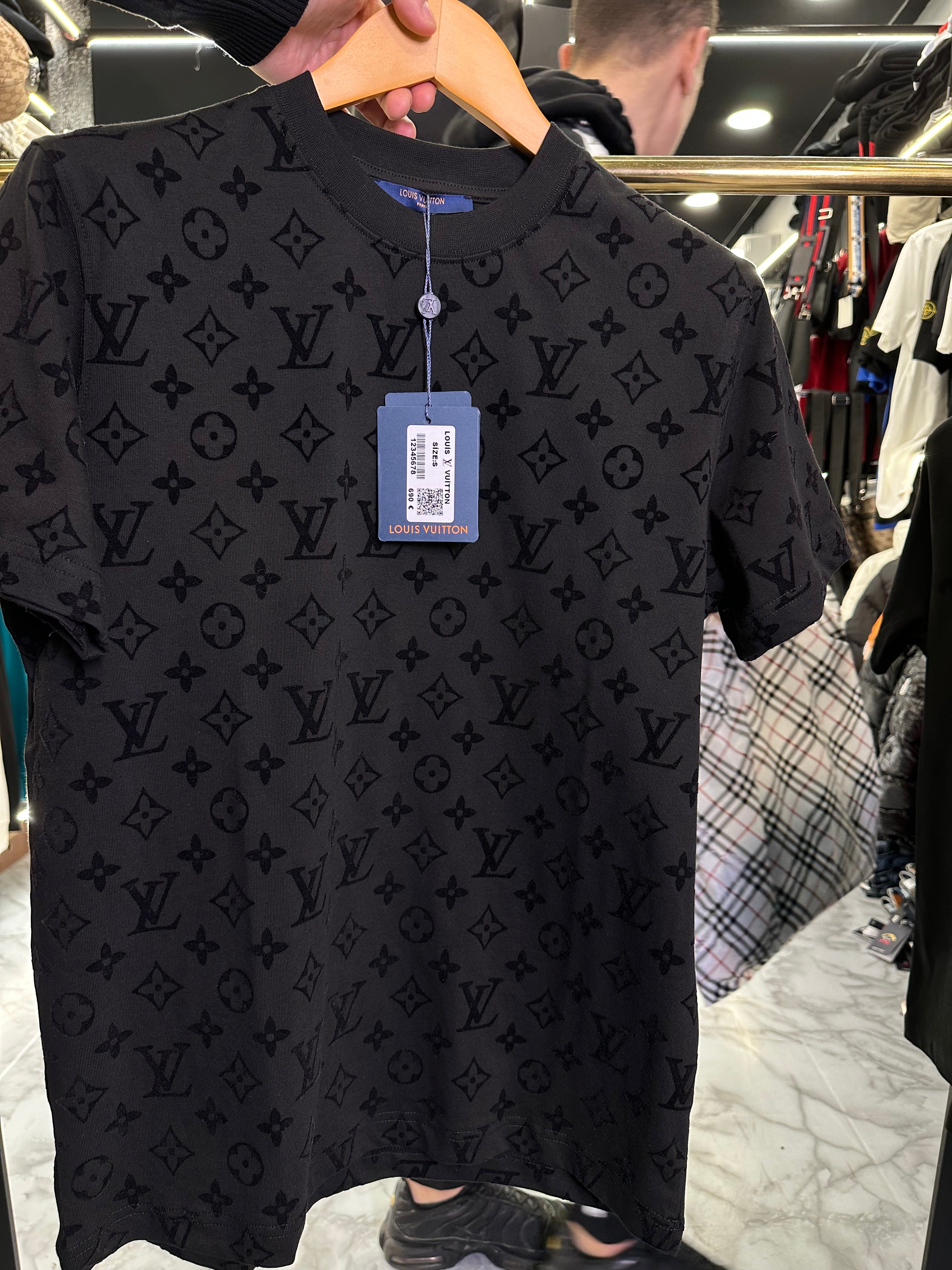 LOUIS VUITTON - T-SHIRT 2026
