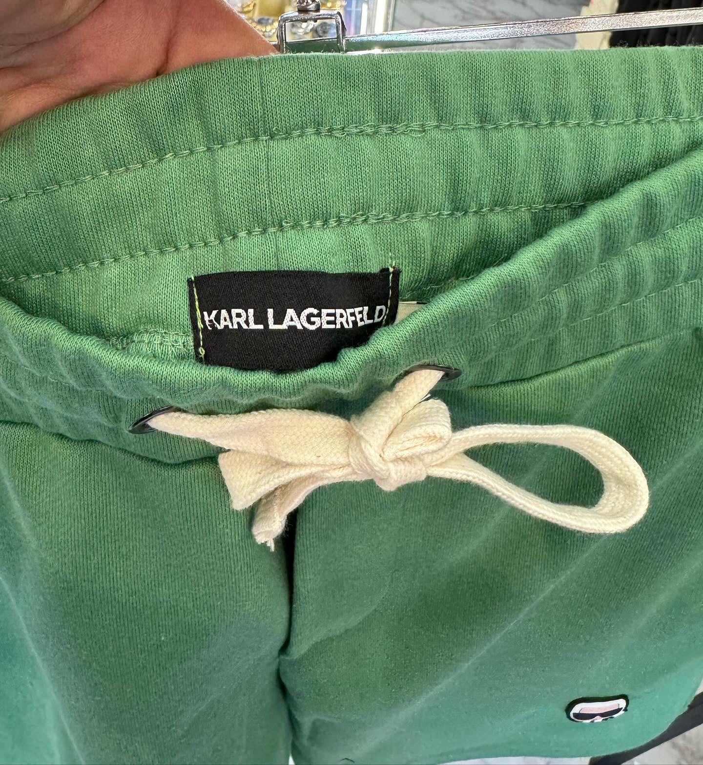 ΒΕΡΜΟΥΔΑ Karl Lagerfeld