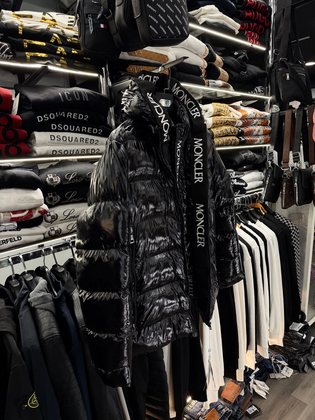 MONCLER - ΜΠΟΥΦΑΝ