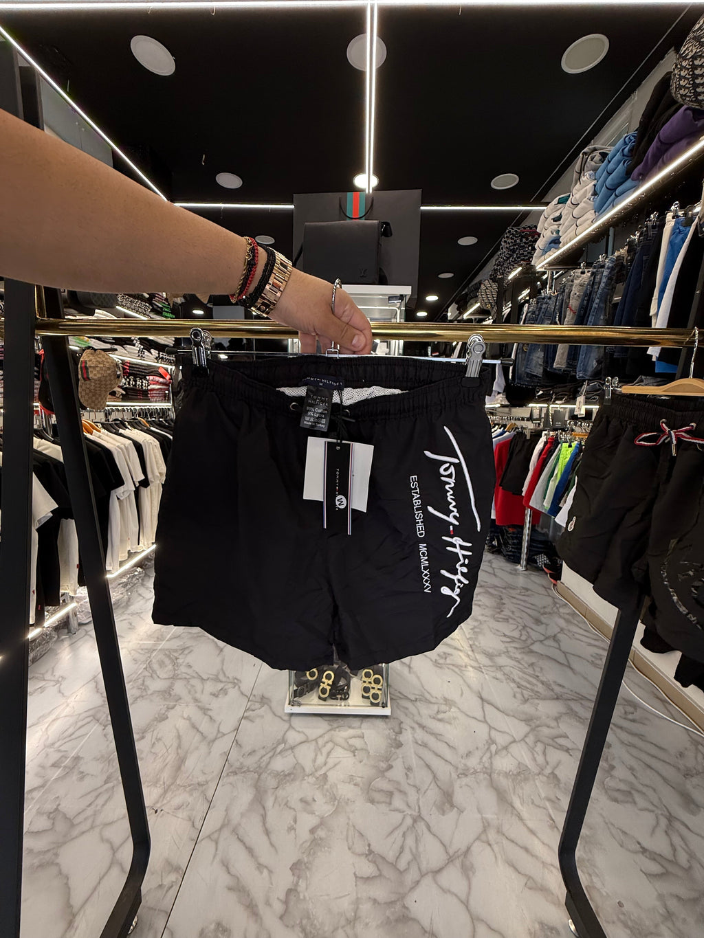 ΜΑΓΙΟ - TOMMY HILFIGER 1+1 ΔΩΡΟ