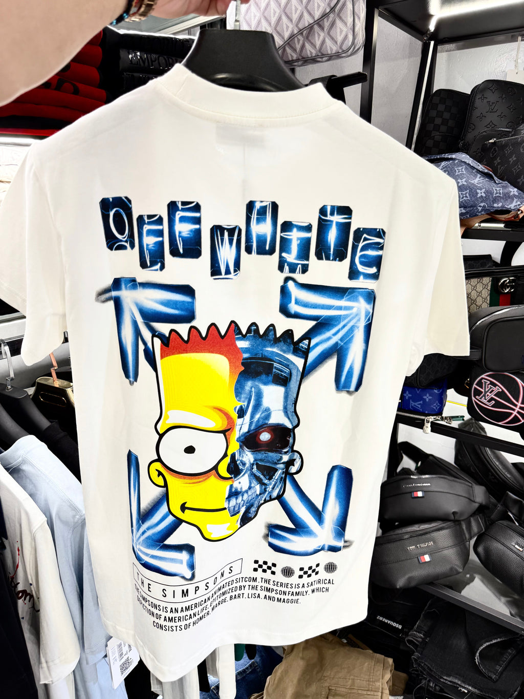 T-SHIRT - OFF WHITE