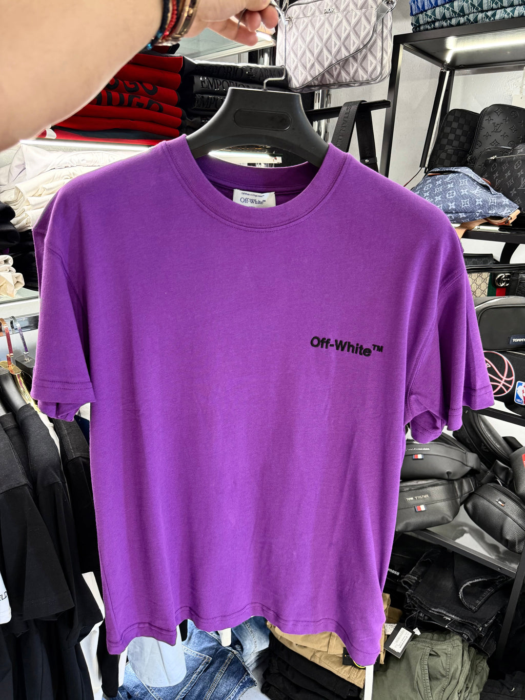 T-SHIRT - OFF WHITE