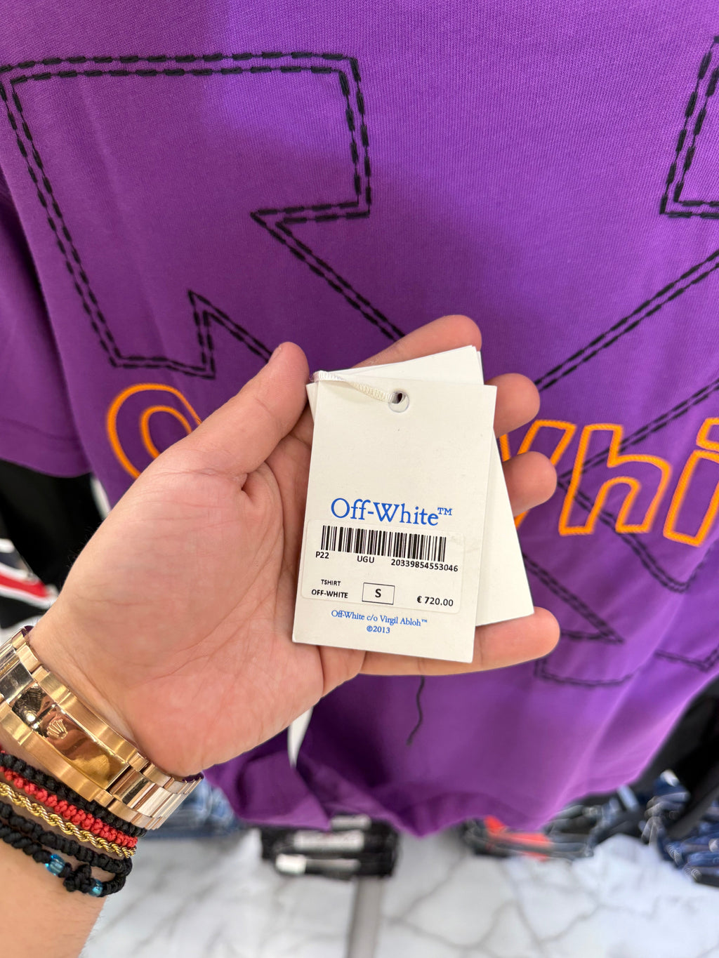 T-SHIRT - OFF WHITE