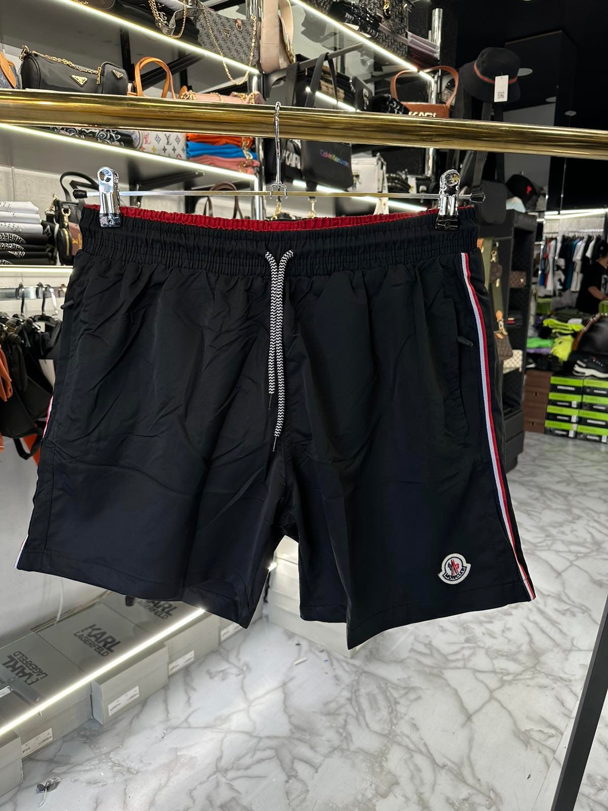ΜΑΓΙΟ - MONCLER 1+1 ΔΩΡΟ