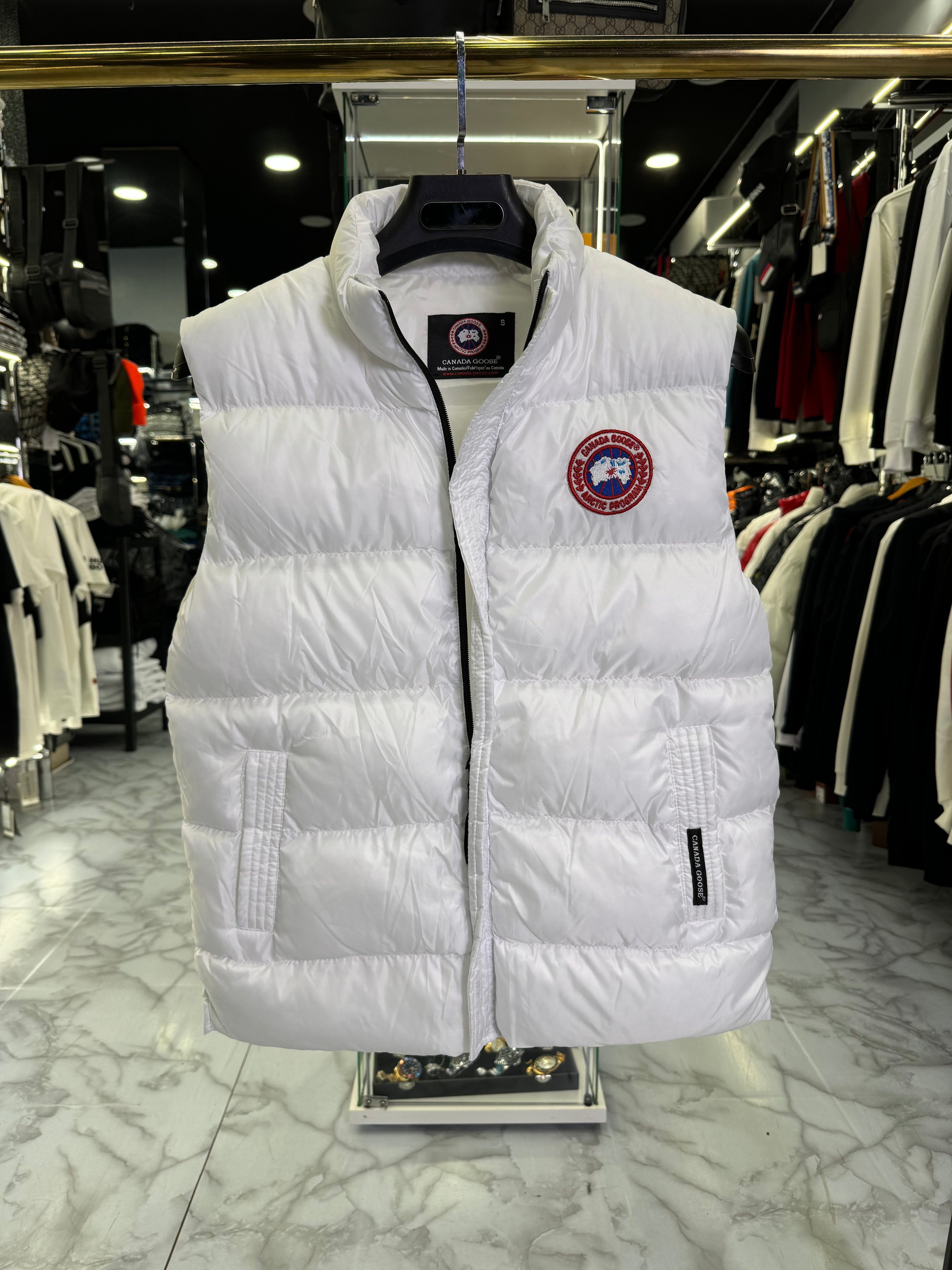 CANADA GOOSE - ΑΜΑΝΙΚΟ ΜΠΟΥΦΑΝ 2025